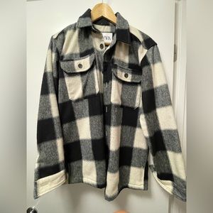 Zara Wool Flannel Overshirt. Small. White/Black. Worn a few times.